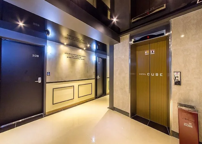 Motel Oncheonjang Cube Busan